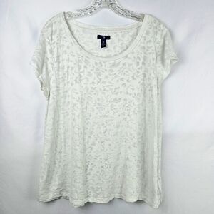 GAP Factory Semi Sheer Textured Burn Out Shirt XL Classic Floral